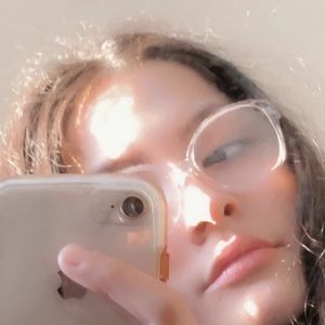 Meet your Posher, Lidia